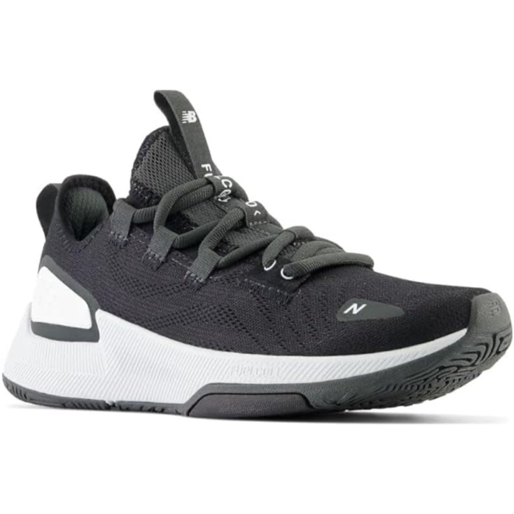 New Balance FuelCell 100 V2 tennis shoe